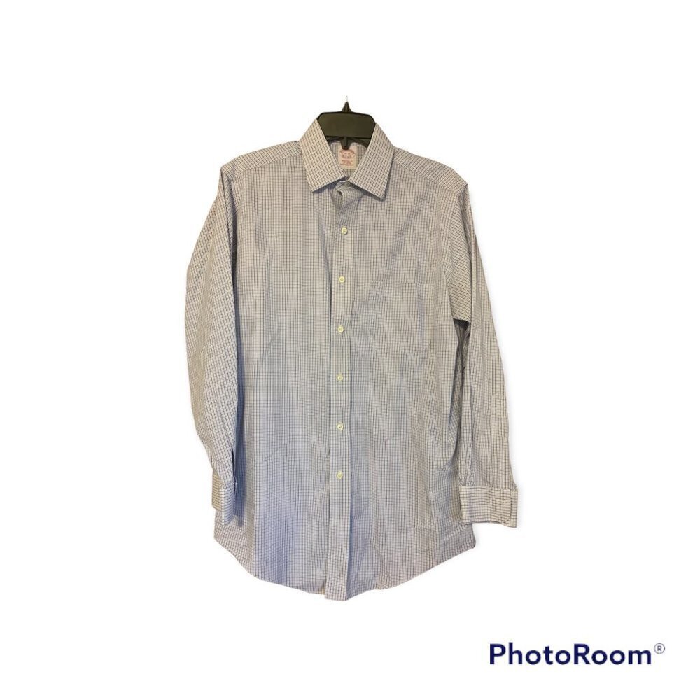 Brooks Brothers Traditional Fit Non-Iron All Cotton Button Down White and Blue C